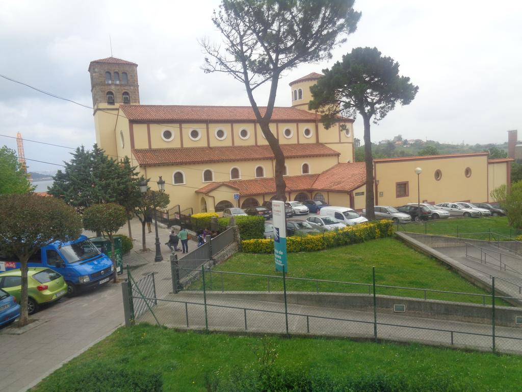 אל אסטיירו Hotel Las Anclas מראה חיצוני תמונה